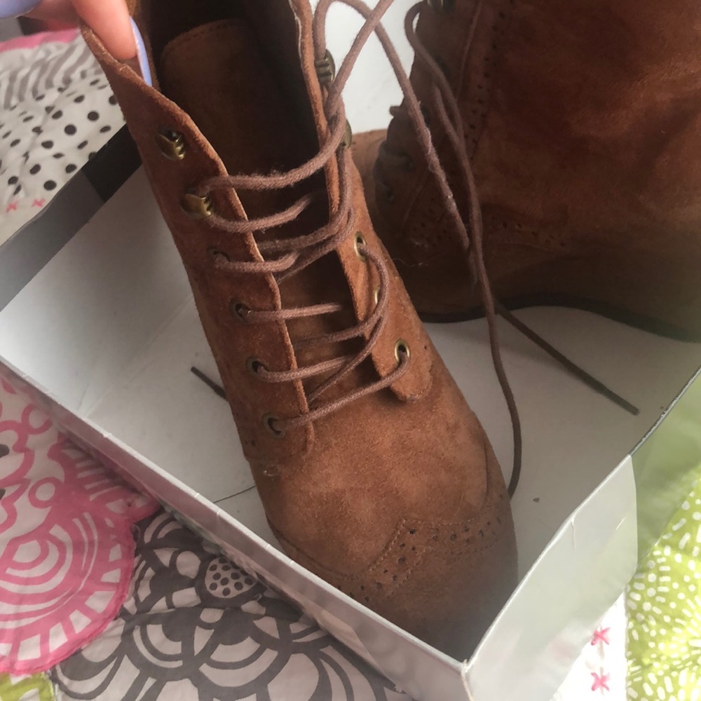 Wedge booties - Picture 3 of 3